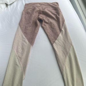 Aritzia workout leggings